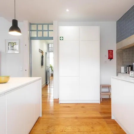 Lv Premier Baixa Do * Lissabon